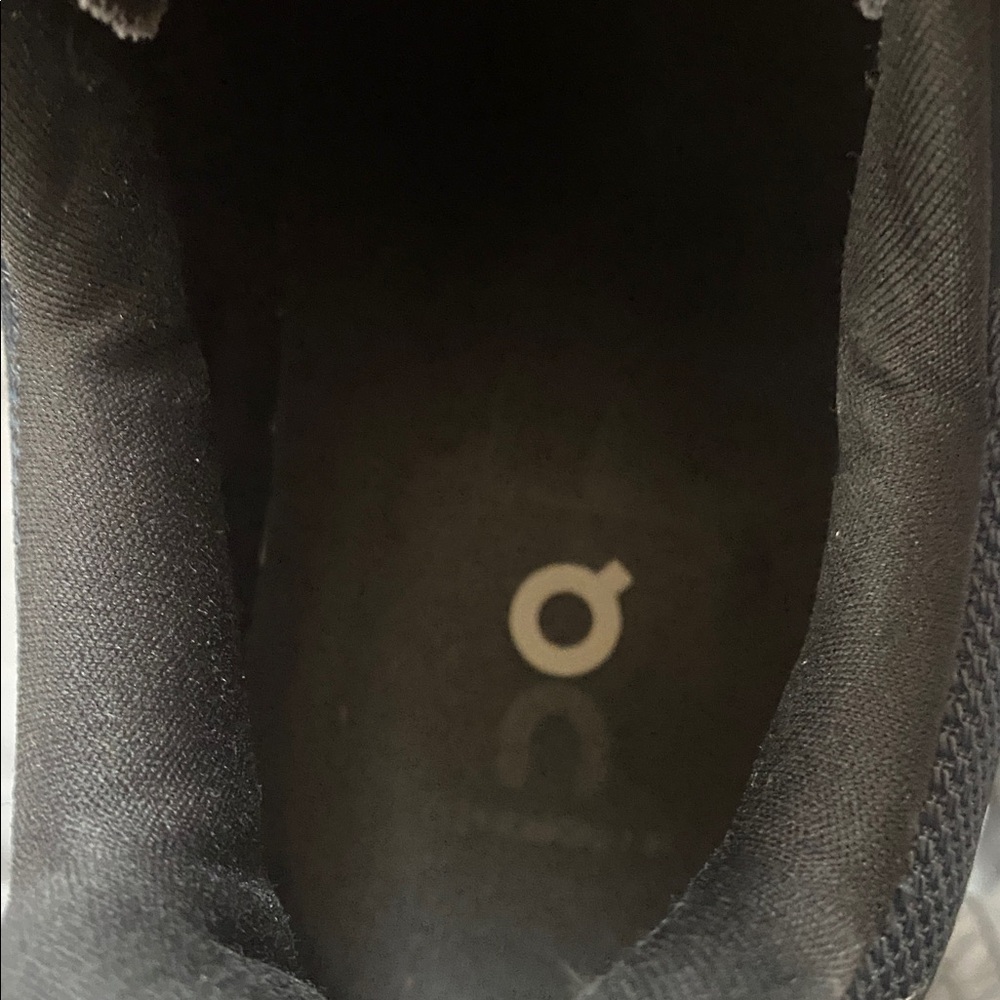 On On Cloudmonster 2 Running - image 8